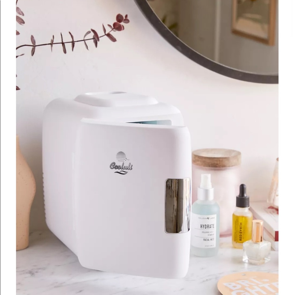 Cooluli Makeup Refrigerator